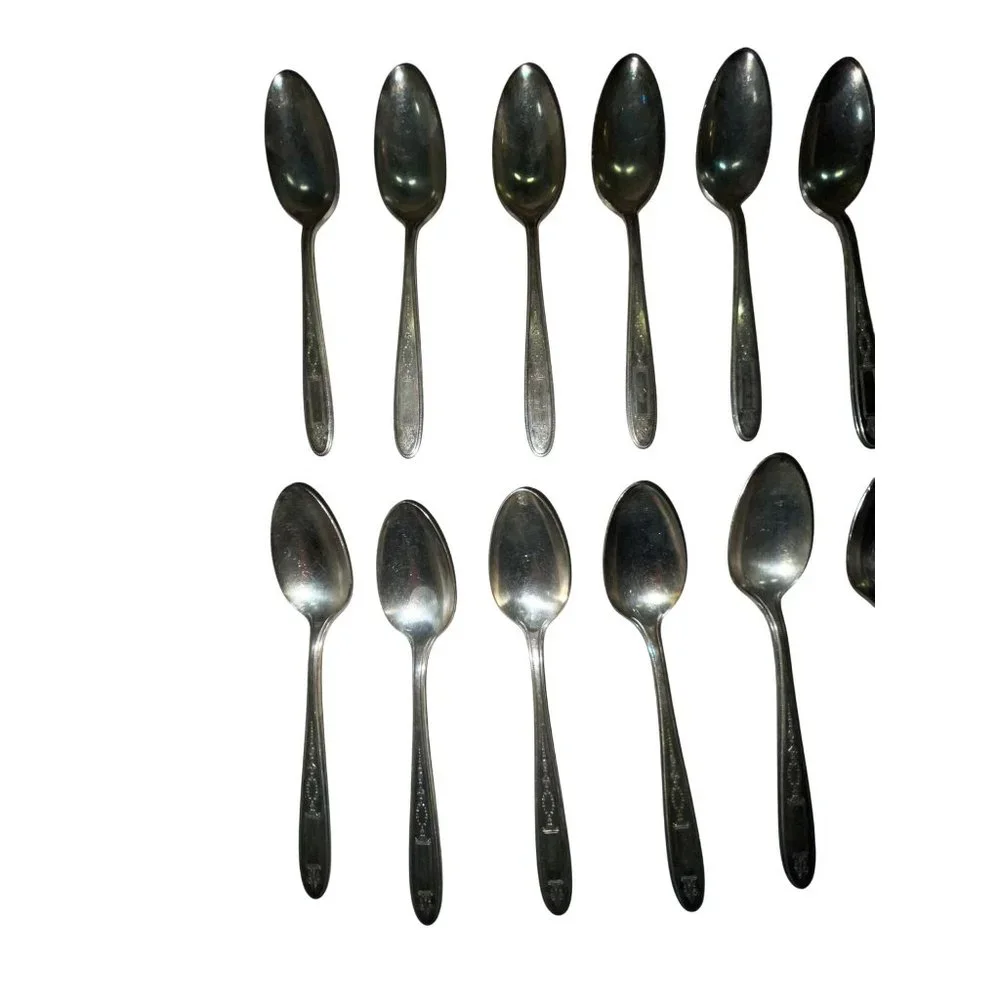 Vintage 1921 Grosvenor Oneida Community Spoons Used Set of 12